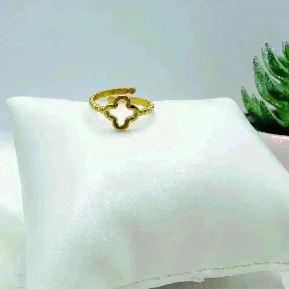 Stainless Steel Simple Women's Clover Ring